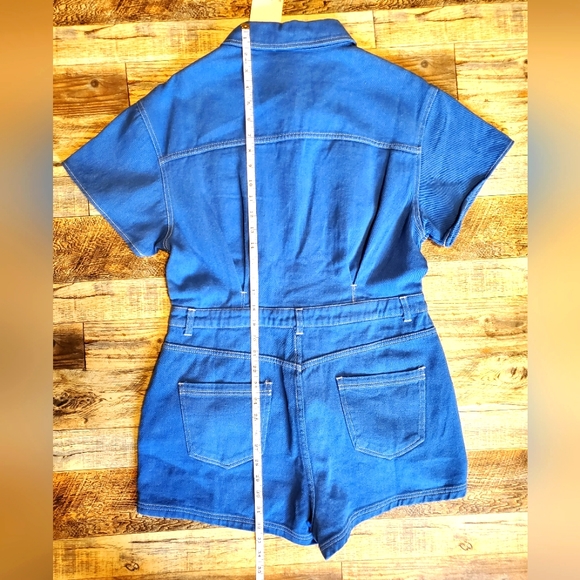 NEW Peach Love California Utility Blue Denim Jean Romper Jumpsuit Shorts Pockets - Picture 10 of 16